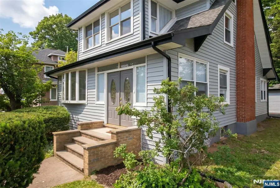 933 Maple Avenue, Ridgefield, NJ 07657 - #3