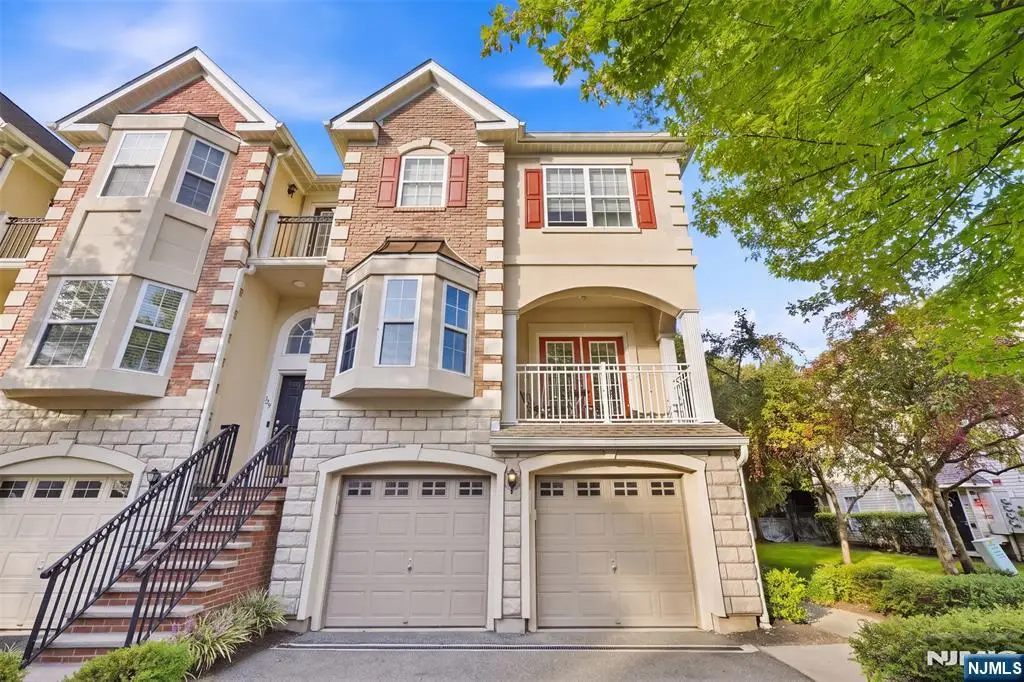 140 Blue Heron Drive, Secaucus, NJ 07094 - #1