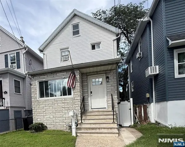 345 Weart Avenue, Lyndhurst, NJ 07071