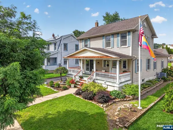 26 3rd Avenue, Hawthorne, NJ 07506