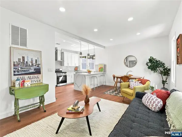 42 Passaic Avenue, Jersey City, NJ 07307