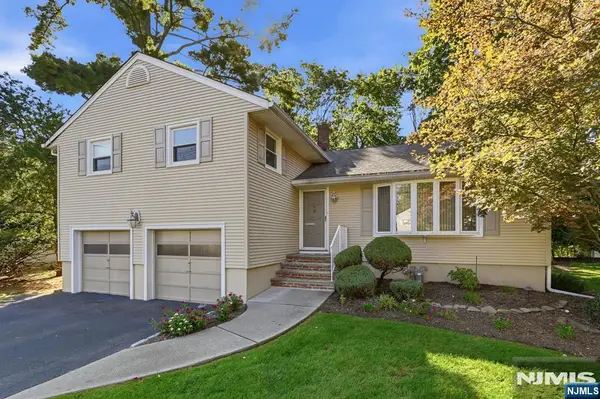 298 Webster Drive, New Milford, NJ 07646