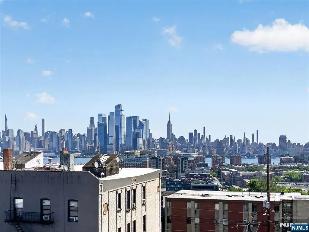 315 7th Street 601, Union City, NJ 07087 - #1