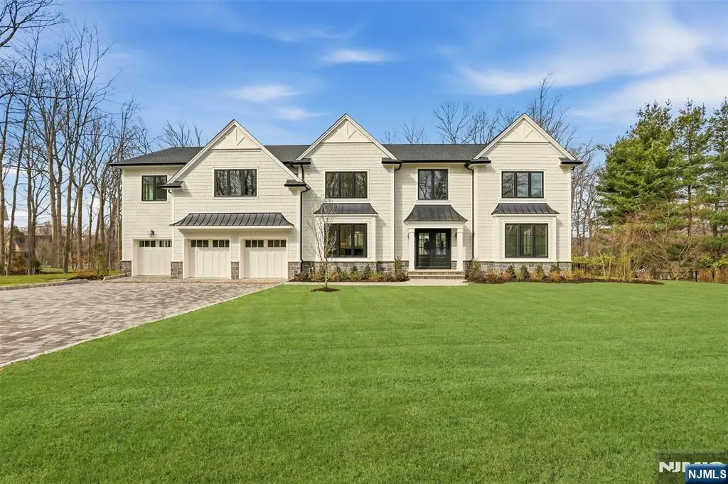 26 Huff Terrace, Montvale, NJ 07645 - #1