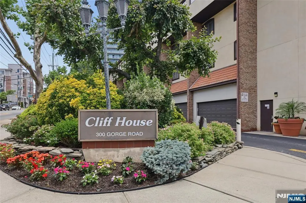 300 Gorge Road 57, Cliffside Park, NJ 07010 - #1