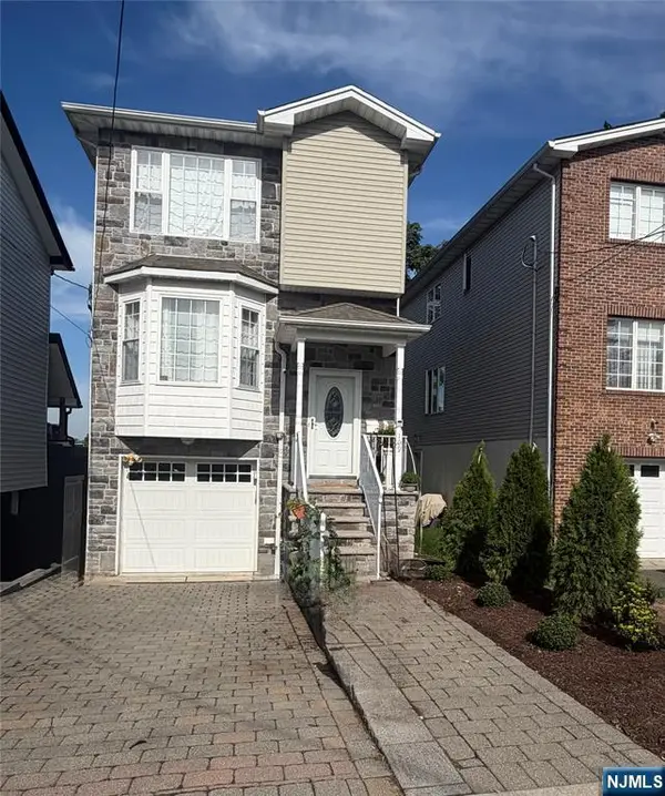 109 MACARTHUR Avenue, Garfield, NJ 07026