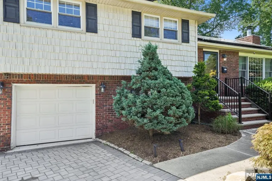 38 Serafin Place, Glen Rock, NJ 07452 - #3