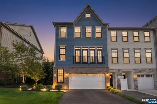 8 Driftway Lane 56, Montvale, NJ 07645