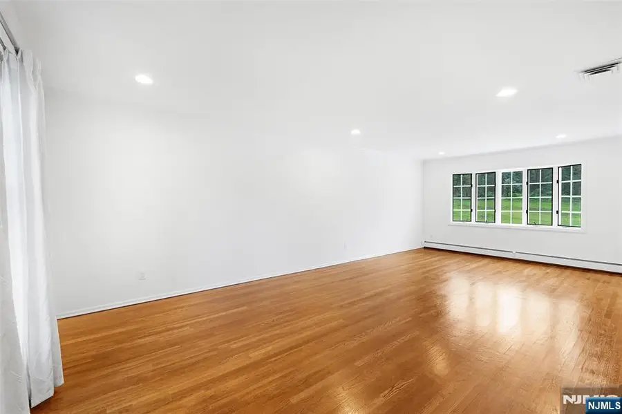 10 Cedar Lane, Roseland, NJ 07068 - #3