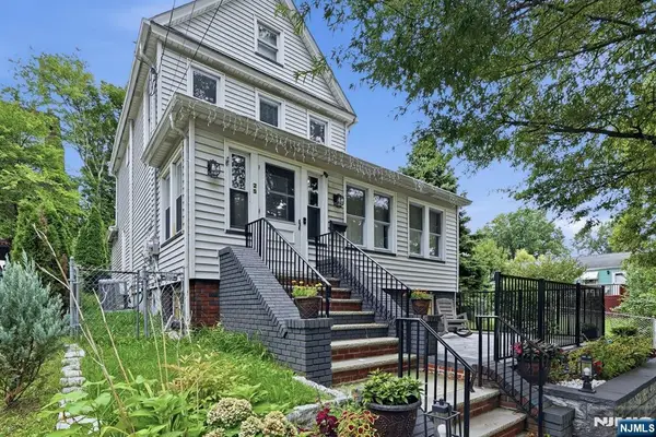 25 1st Street, Ridgefield Park, NJ 07660