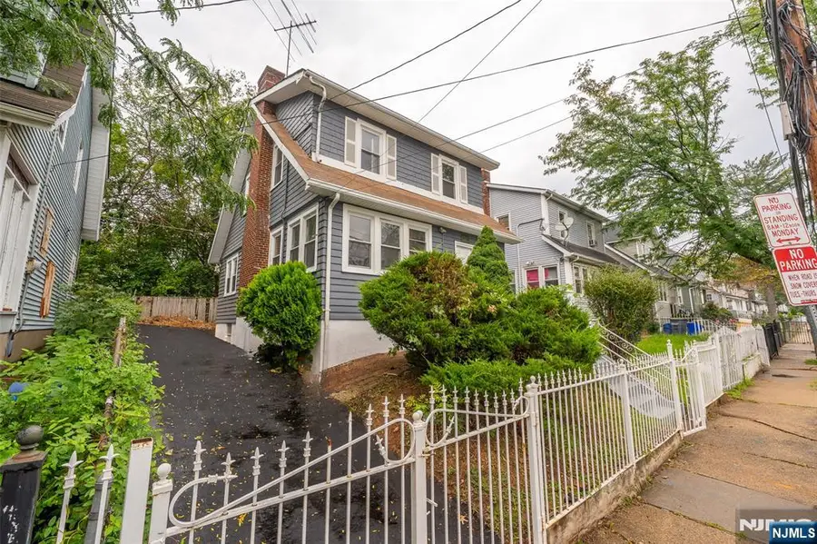 125 Pine Grove Terrace, Newark, NJ 07106 - #2