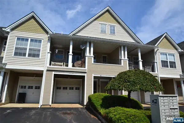 4 Collura Lane L095, Clifton, NJ 07012