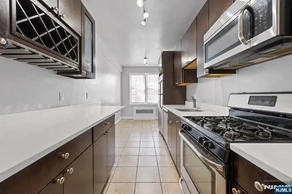 2520 Kennedy Boulevard 203, Jersey City, NJ 07304