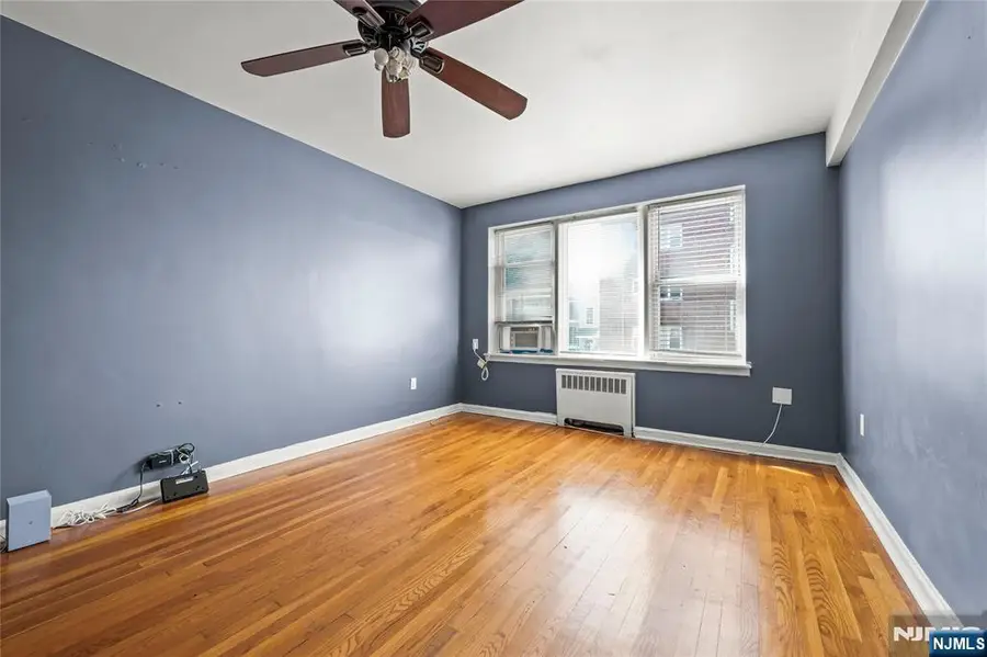 2520 Kennedy Boulevard 203, Jersey City, NJ 07304 - #2
