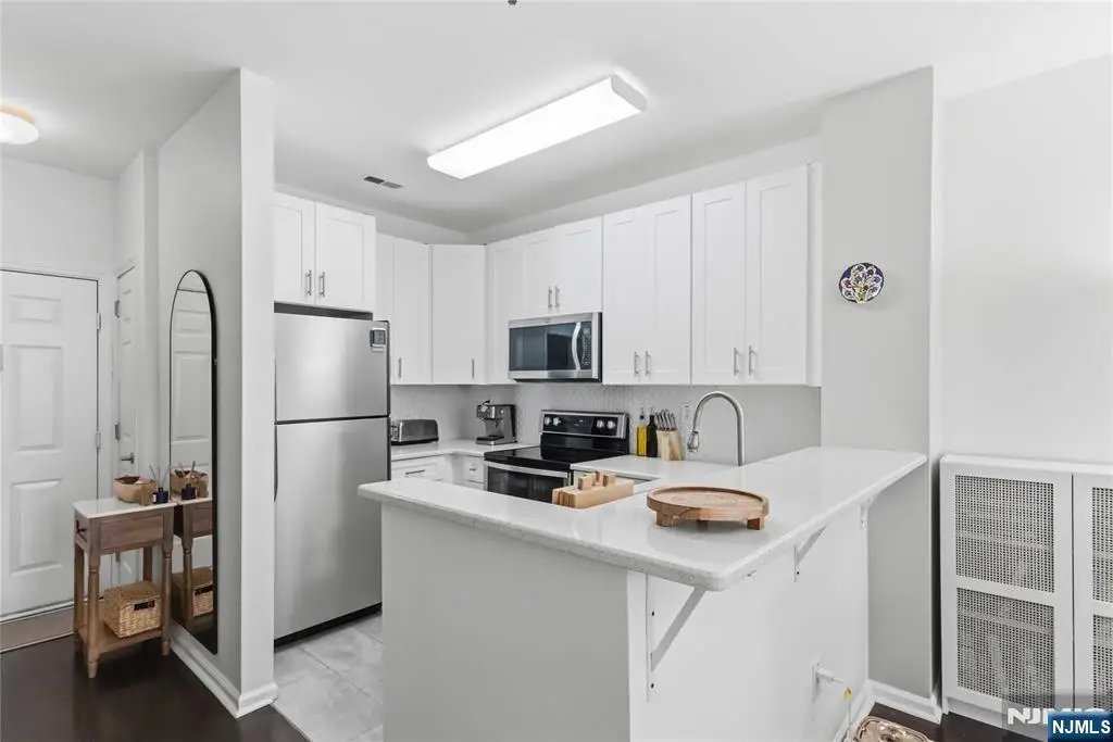 26 Ave At Port Imperial 313, West New York, NJ 07093 - #1