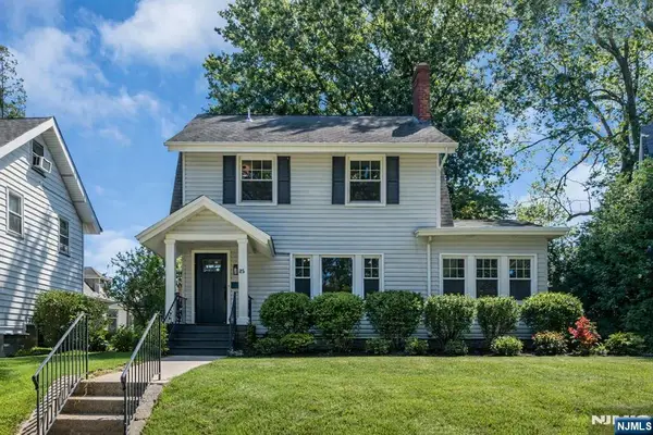 25 Laurel Avenue, East Orange, NJ 07017