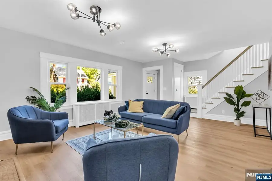 25 Laurel Avenue, East Orange, NJ 07017 - #3
