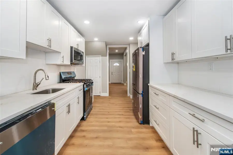 835 S 14th Street, Newark, NJ 07108 - #3