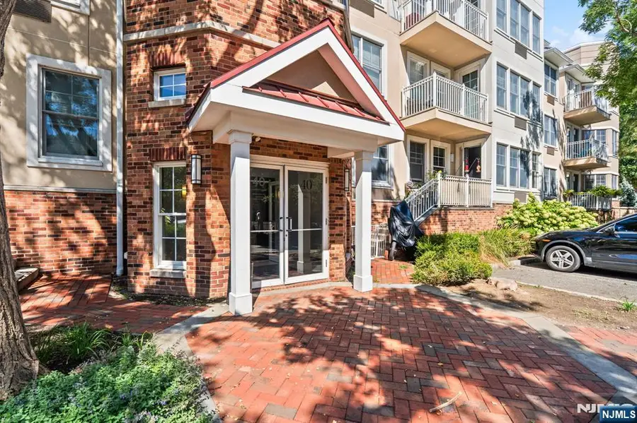 40 Constitution Way 5107, Jersey City, NJ 07305 - #2