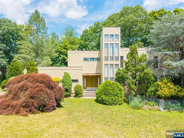 4 High Mountain, Lincoln Park Borough, NJ 07035
