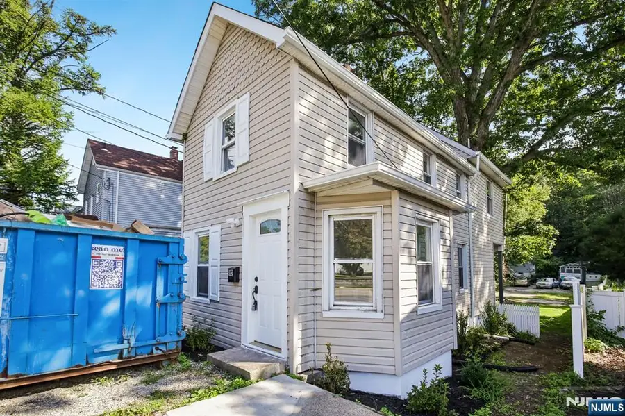 80 Glenwild Avenue, Bloomingdale, NJ 07403 - #3