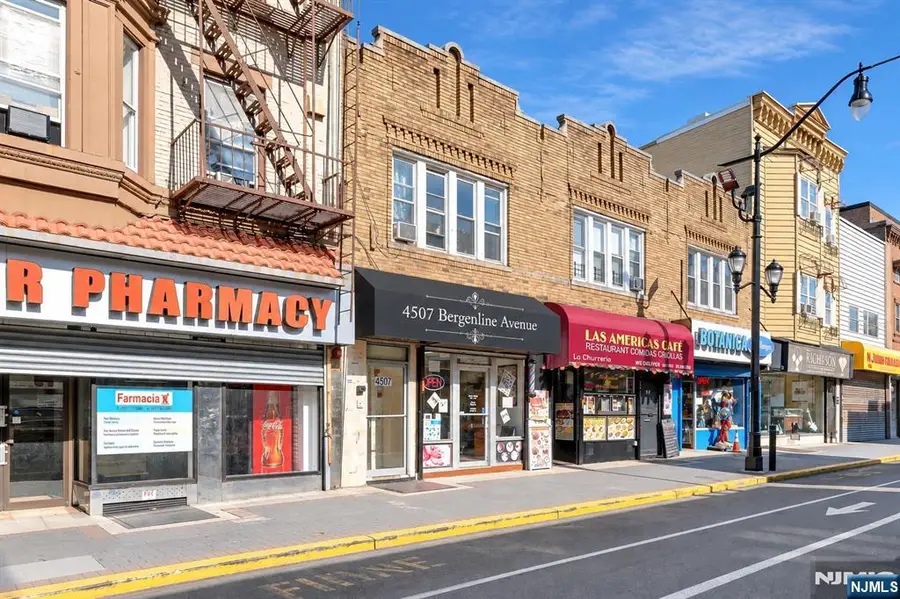 4507 Bergenline Avenue, Union City, NJ 07087 - #3