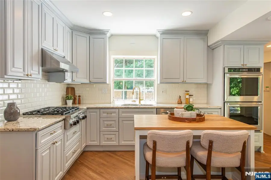 25 West Road, Short Hills, NJ 07078 - #3