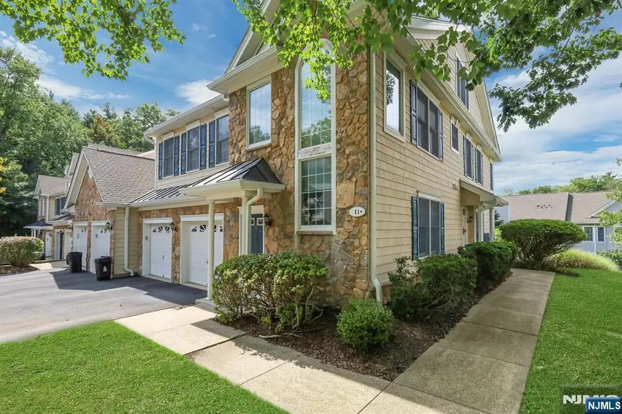 11 Pine Lake Terrace, River Vale, NJ 07675 - #2