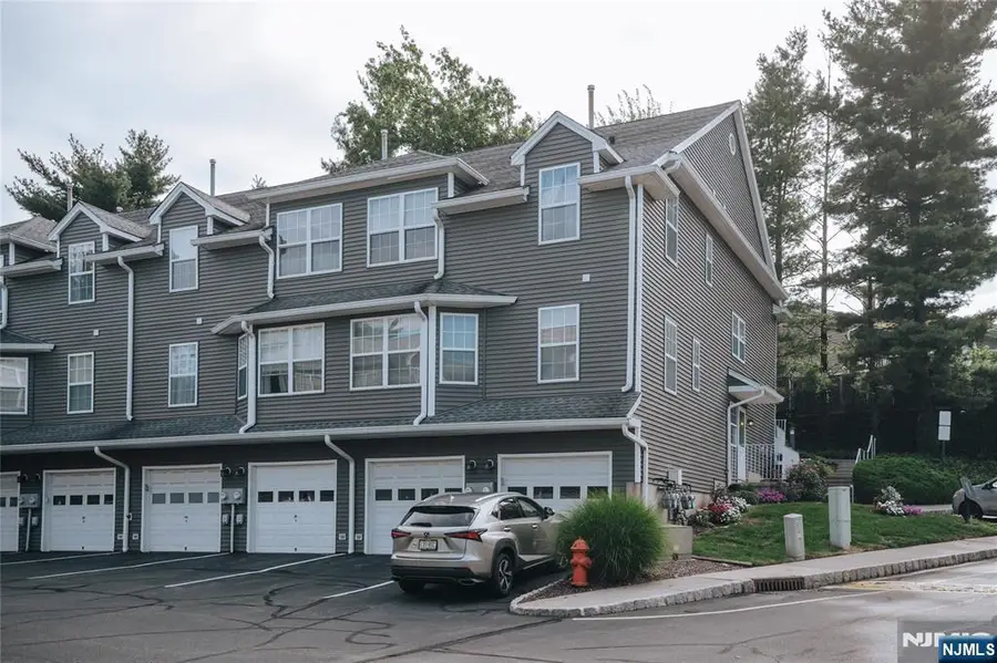 20 S Midland Avenue I2, Kearny, NJ 07032 - #2