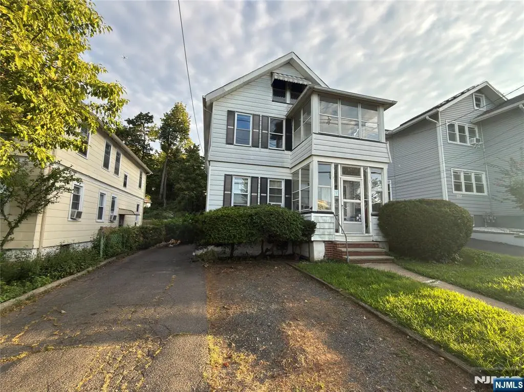 25 Kingsland Street, Nutley, NJ 07110 - #1