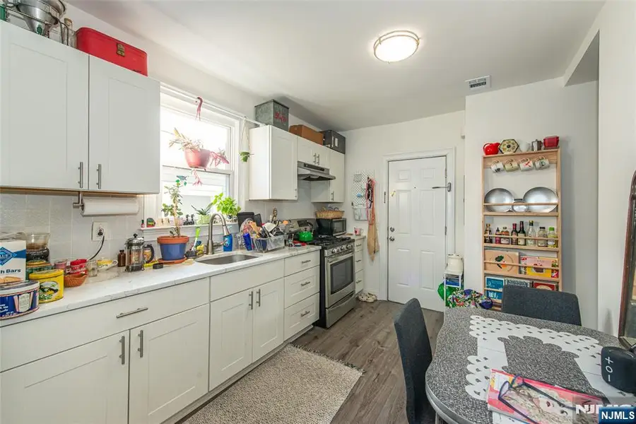 9 Wheeler Street, Montclair, NJ 07042 - #3