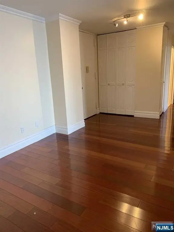 200 Winston Drive C2611, Cliffside Park, NJ 07010 - #3