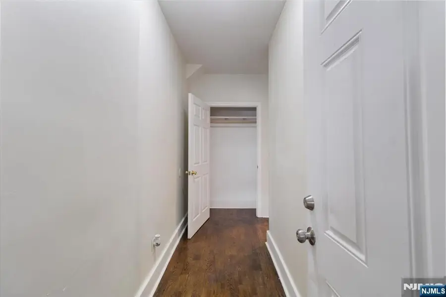 422 Jelliff Avenue, Newark, NJ 07112 - #3