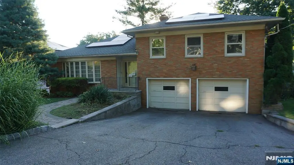 8 S Mountain Way, West Orange, NJ 07052 - #1