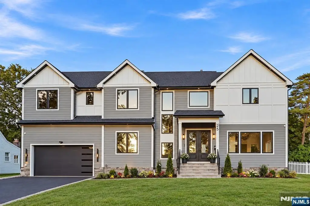 25 Claremont Avenue, Livingston, NJ 07039 - #1