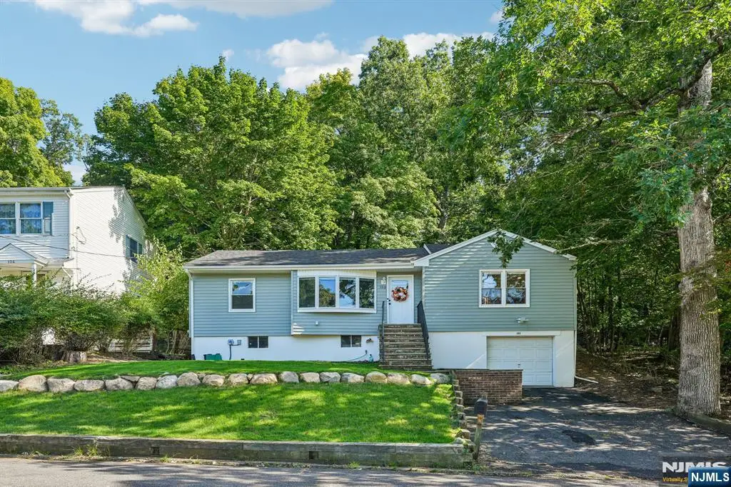 102 Hiawatha Boulevard, Oakland, NJ 07436 - #1