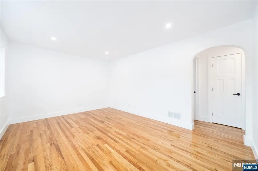 21 Mary Street, Lodi, NJ 07644 - #3
