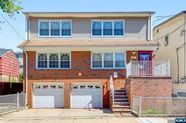 11 Burdette Place, Fairview, NJ 07022