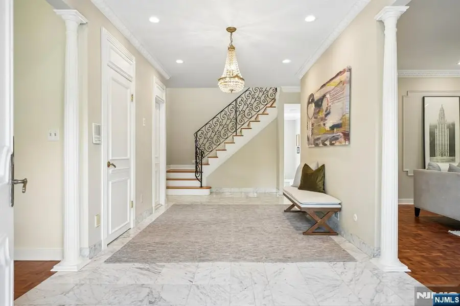 7 Gordon Road, Essex Fells, NJ 07021 - #3