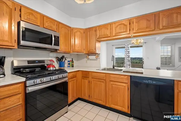 62 Amethyst Lane 276, Paterson, NJ 07501
