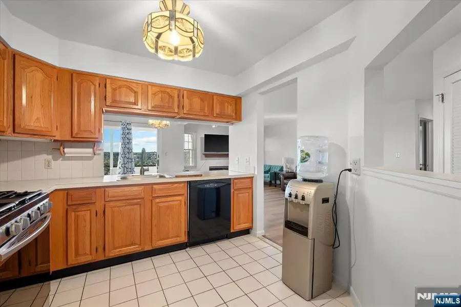 62 Amethyst Lane 276, Paterson, NJ 07501 - #2