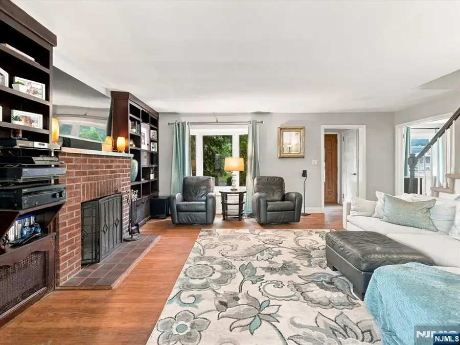 267 Lawrence Avenue, Hasbrouck Heights, NJ 07604 - #3