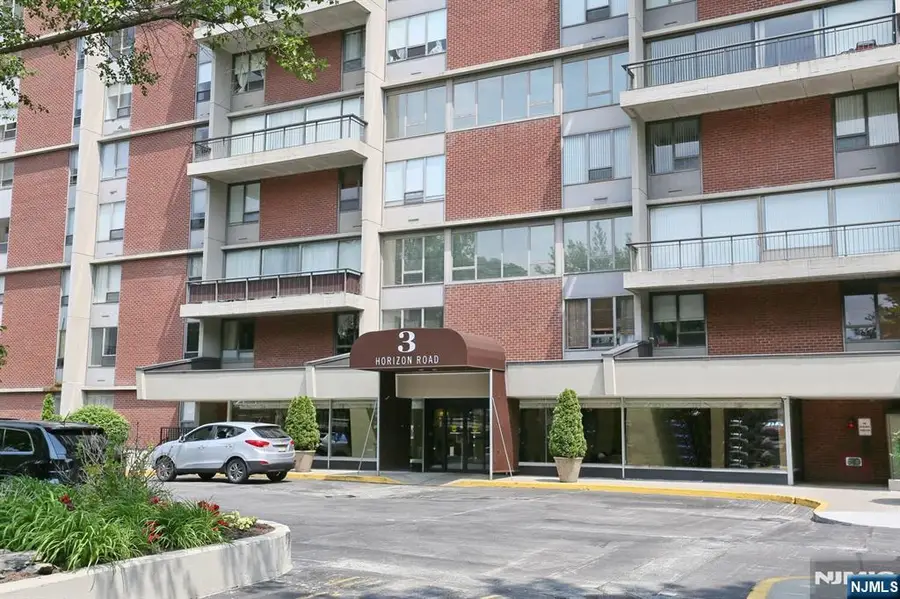 3 Horizon Road 1432, Fort Lee, NJ 07024 - #2