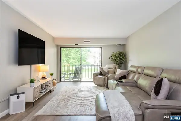521 Piermont Avenue 119, River Vale, NJ 07675