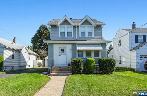 98 Davis Avenue, Hackensack, NJ 07601