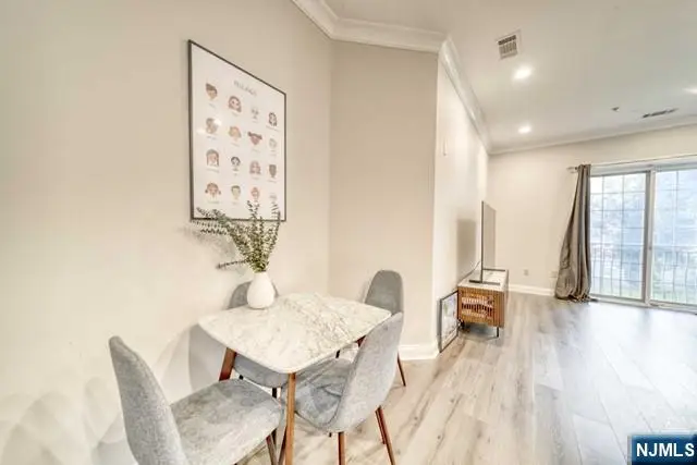 1109 The Plaza, Tenafly, NJ 07670 - #3
