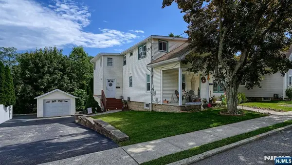 14 Pearl Street, Bloomingdale, NJ 07403