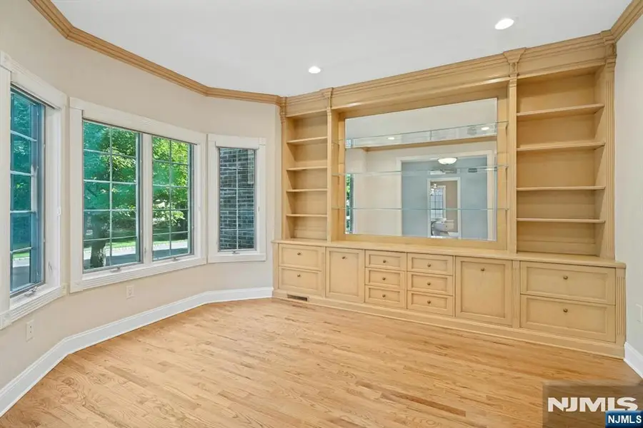 205 Bearwoods Road, Park Ridge, NJ 07656 - #2