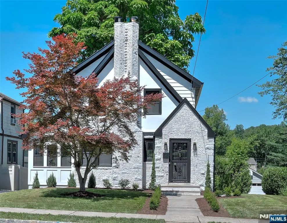 35 Sheridan Avenue, West Orange, NJ 07052 - #1