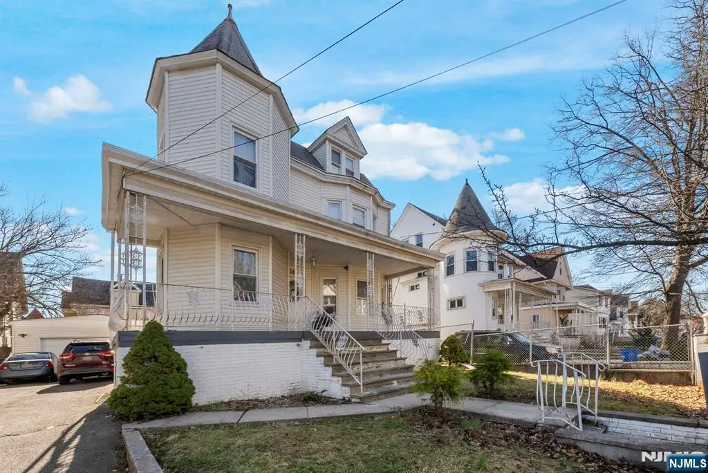 38-40 Nairn Place, Newark, NJ 07108 - #1